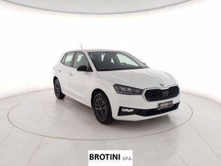 SKODA Fabia 1.0 MPI Evo 59KW YOUNG EDITION 3