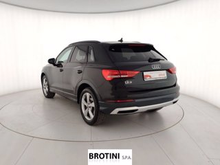 AUDI Q3 45 TFSI quattro S tronic Business Advance 1