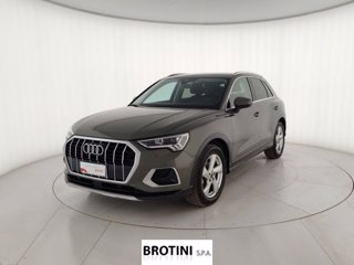 AUDI Q3 2.0 35 TDI S Tronic Business Advanced