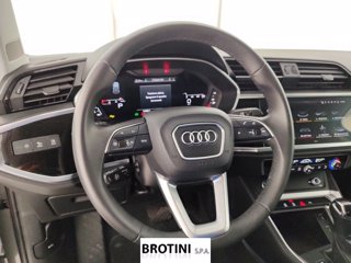 AUDI Q3 2.0 35 TDI S Tronic Business Advanced 13