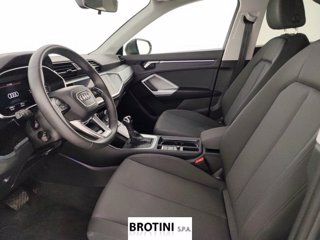 AUDI Q3 2.0 35 TDI S Tronic Business Advanced 6