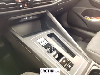 VOLKSWAGEN Golf 1.0 eTSI 81kW EVO Life DSG 10