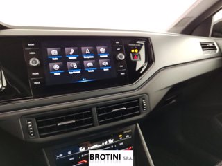 VOLKSWAGEN Taigo 1.0 TSI 81kW R-Line 11