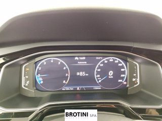 VOLKSWAGEN Taigo 1.0 TSI 81kW R-Line 12