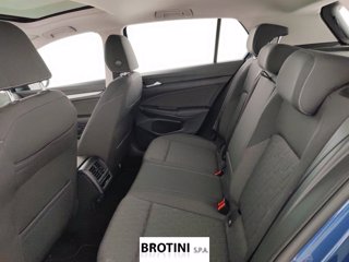 VOLKSWAGEN Golf 1.5 TSI eHybrid Life DSG 9