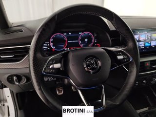 SKODA Kamiq 1.0 TSI 110cv Monte Carlo 14
