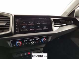 AUDI A1 Sportback 35 TSI S Tronic Allstreet Identity Contrast 11