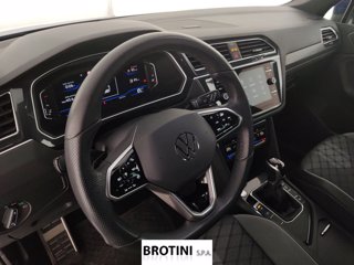 VOLKSWAGEN Tiguan 1.5 TSI ACT R-Line DSG 13