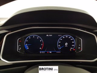 VOLKSWAGEN T-Roc 1.5 TSI ACT R-Line 12