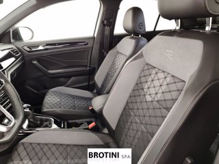 VOLKSWAGEN T-Roc 1.5 TSI ACT R-Line 8