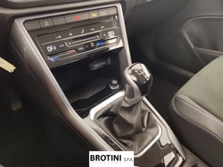 VOLKSWAGEN T-Roc 1.0 TSI Style 10