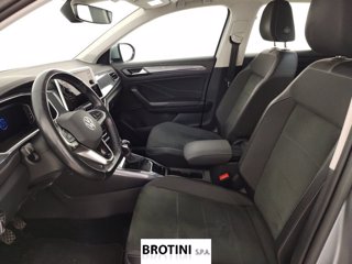 VOLKSWAGEN T-Roc 1.0 TSI Style 6