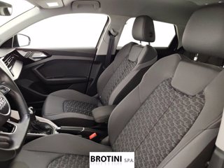 AUDI A1 Sportback 30 TFSI S tronic S line edition 8