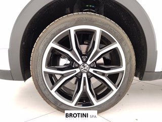 VOLKSWAGEN T-Cross 1.0 TSI 85kW R-Line Plus 5