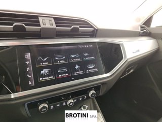 AUDI Q3 2.0 35 TDI S Tronic Business Advanced 11