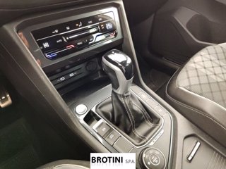 VOLKSWAGEN Tiguan 2.0 TDI SCR 110KW R-Line DSG 4MOTION 10