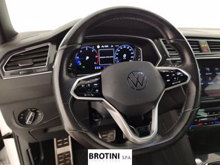 VOLKSWAGEN Tiguan 2.0 TDI SCR 110KW R-Line DSG 4MOTION 13