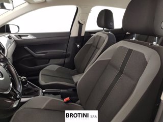 VOLKSWAGEN Polo 1.0 TSI 70kW R-Line BMT 8