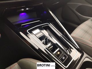VOLKSWAGEN Golf GTI 2.0 TSI GTI DSG 10