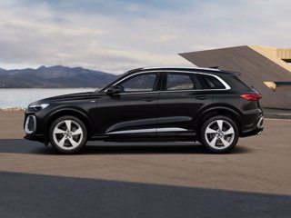 AUDI Q5 TFSI 150 kW mHEV+ S tronic quattro S line edition 1