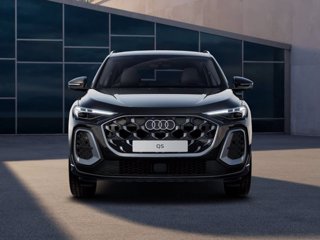 AUDI Q5 TFSI 150 kW mHEV+ S tronic quattro S line edition 4