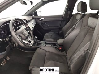 AUDI Q3 35 TFSI S Line Edition S-Tronic 6