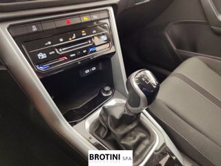 VOLKSWAGEN T-Roc 1.0 TSI Life 9