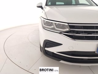 VOLKSWAGEN Tiguan 1.5 TSI ACT Elegance DSG 4