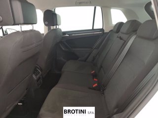 VOLKSWAGEN Tiguan 1.5 TSI ACT Elegance DSG 9