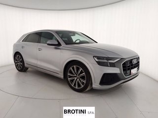 AUDI Q8 50 TDI 286cv quattro tiptronic Sport 3