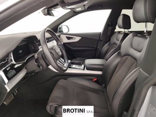AUDI Q8 50 TDI 286cv quattro tiptronic Sport 5