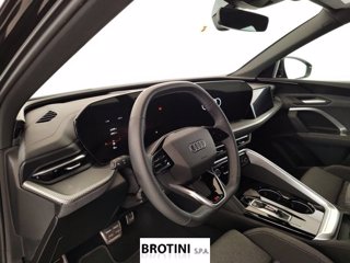 AUDI Q5 TDI 150kW quattro S tronic S Line Ed. 7