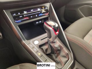 VOLKSWAGEN Polo GTI 2.0 TSI GTI DSG 11
