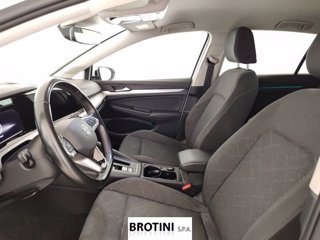 VOLKSWAGEN Golf 1.0 eTSI 81kW EVO Life DSG 6