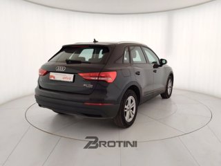 AUDI Q3 35 TDI quattro S-Tronic Business 2