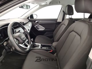 AUDI Q3 35 TDI quattro S-Tronic Business 6