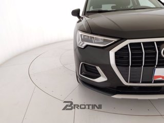 AUDI Q3 2.0 35 TDI S Tronic Business Advanced 4