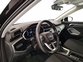 AUDI Q3 2.0 35 TDI S Tronic Business Advanced 6