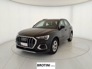 AUDI Q3 2.0 35 TDI S Tronic Business