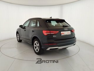 AUDI Q3 2.0 35 TDI S Tronic Business 1