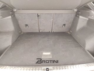 AUDI Q3 2.0 35 TDI S Tronic Business 15