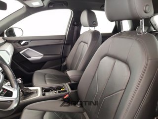 AUDI Q3 2.0 35 TDI S Tronic Business 8