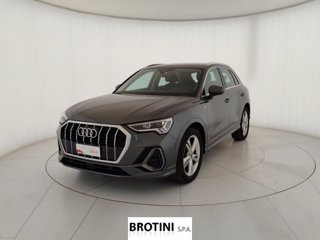 AUDI Q3 35 TDI S Line Edition