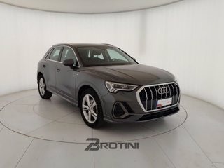 AUDI Q3 35 TDI S Line Edition 3