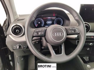 AUDI Q2 1.5 35 TFSI S LINE EDITION S TRONIC 13