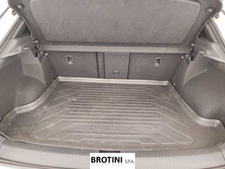 VOLKSWAGEN T-Roc 2.0 TDI SCR R-Line 13