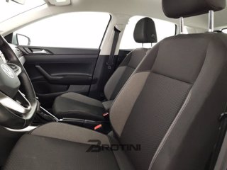 VOLKSWAGEN Polo 1.0 TSI Life DSG 8