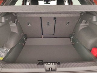 VOLKSWAGEN T-Roc 1.5 eTSI 110kW ACT R-Line DSG 16