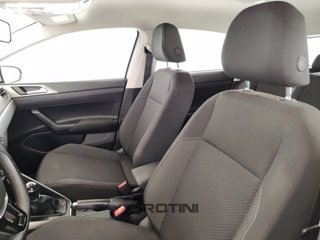VOLKSWAGEN Polo 1.0 TSI Comfortline 8