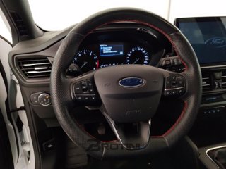 FORD Focus 1.0 EcoBoost Hybrid 125cv ST-Line 12